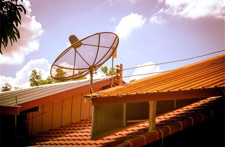 Beidou satellite navigation signal simulator