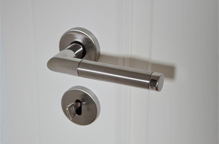 Smart door lock testing equipment