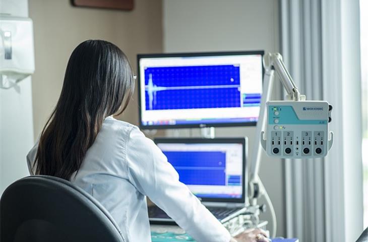 Medical electrical equipment safety performance test series