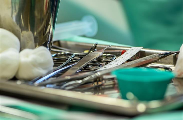 surgical cutting instruments