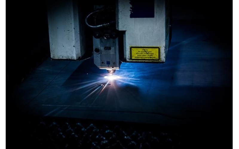 How UV Laser Cutting Transforms Industries
