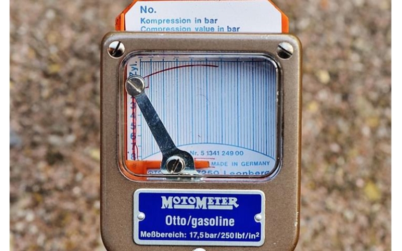 The Comprehensive Guide to Tensile and Compression Testers